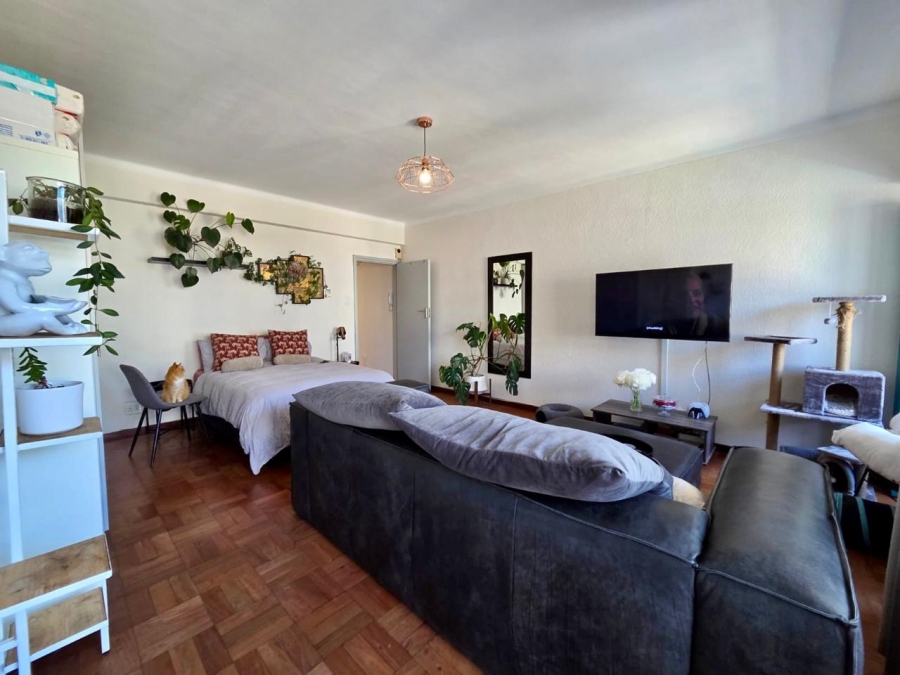 To Let 0 Bedroom Property for Rent in Sea Point Western Cape